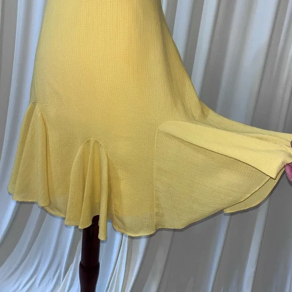 Astr the Label Wendy Puff Sleeve Mini Dress - Picture 3 of 9